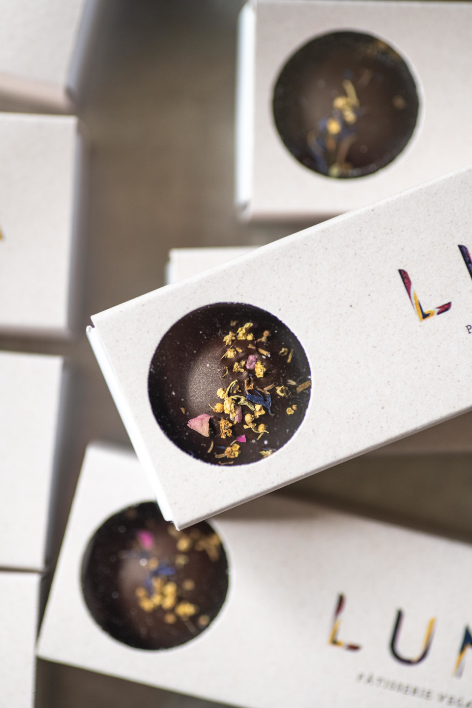 Coffret Lunes, réalisation sur-mesure pour Luna Création

